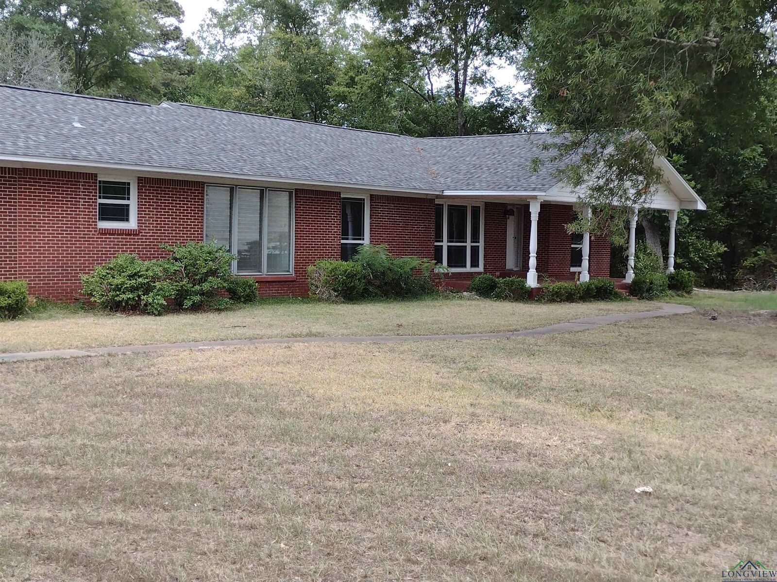 Property Photo: 120 E Benjamin TX 75691