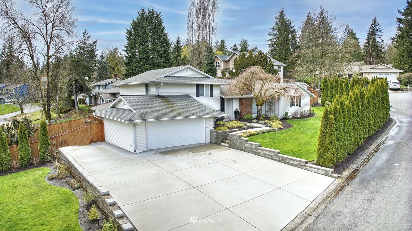 Property Photo:  15019 NE 66th Street  WA 98052 