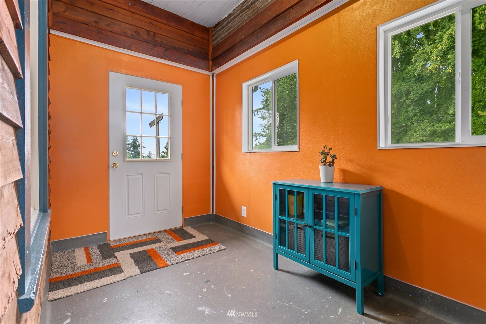 Property Photo: 3320 Lindsay Avenue WA 98229