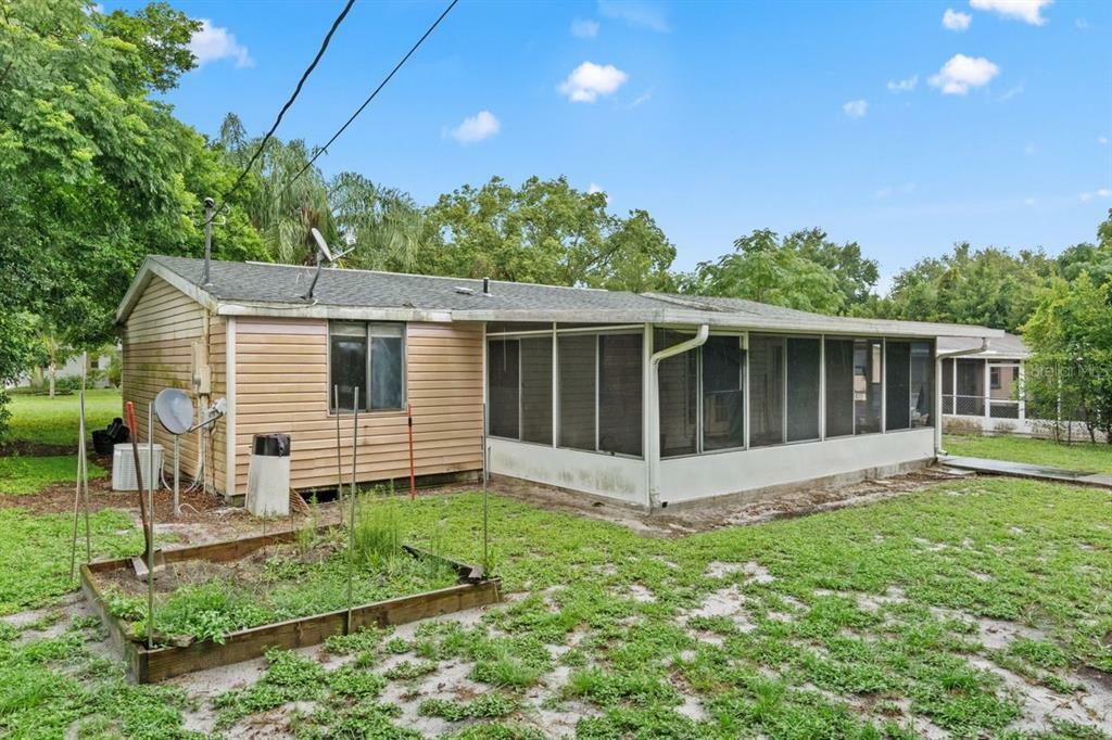 Property Photo:  855 Marion Drive  FL 32757 