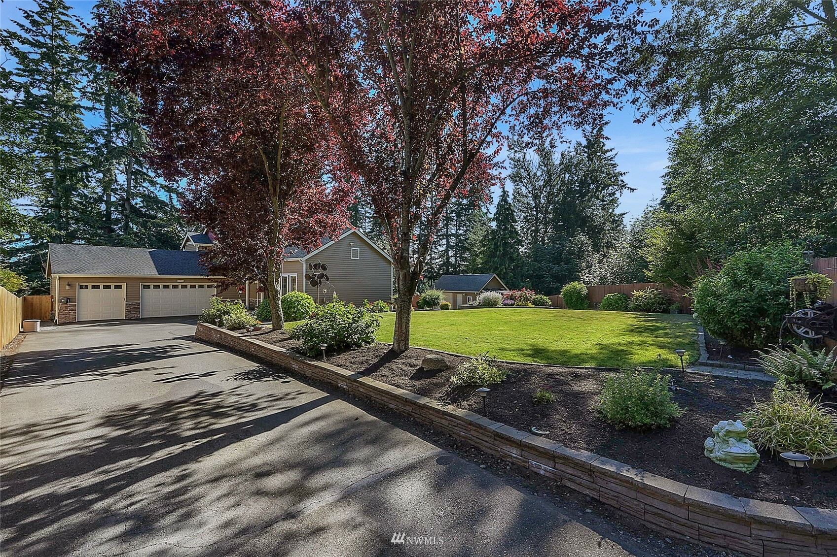 Property Photo:  15916 60th Avenue W  WA 98026 