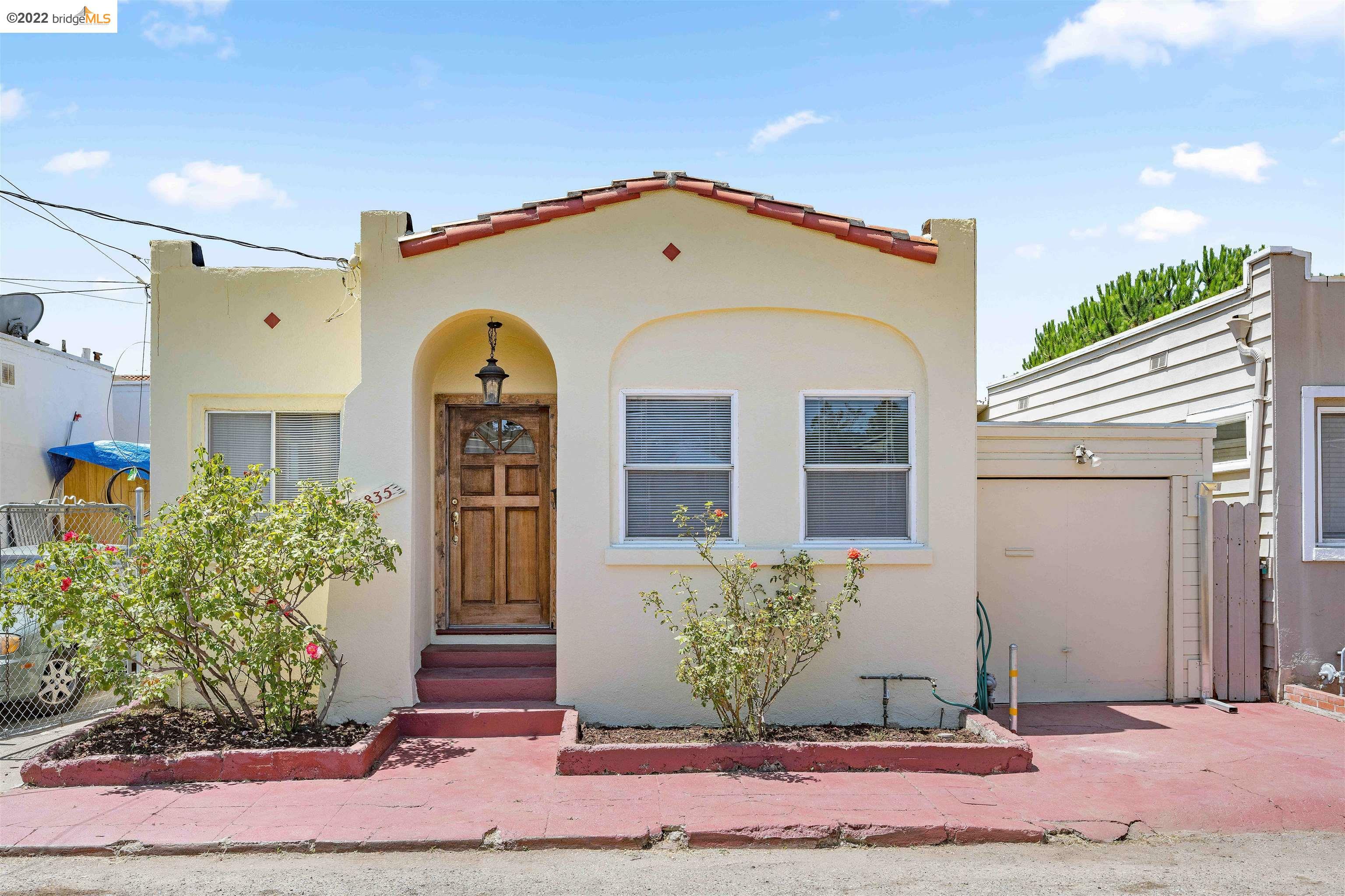 Property Photo:  5835 Kingsley Cir  CA 94605 