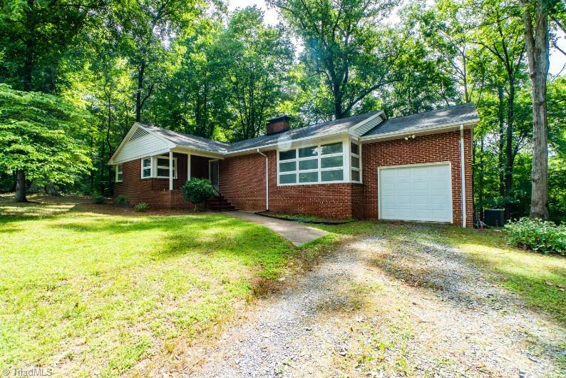 Property Photo:  4765 New Walkertown Road  NC 27051 