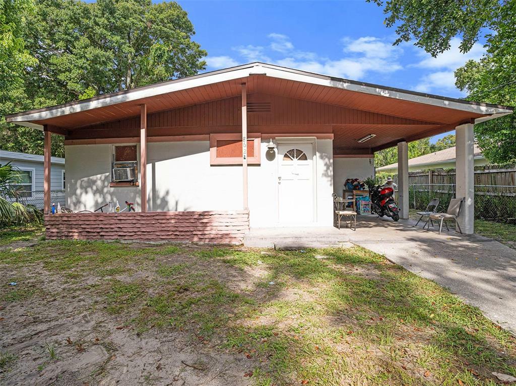 Property Photo: 8622 N 14th Street FL 33604