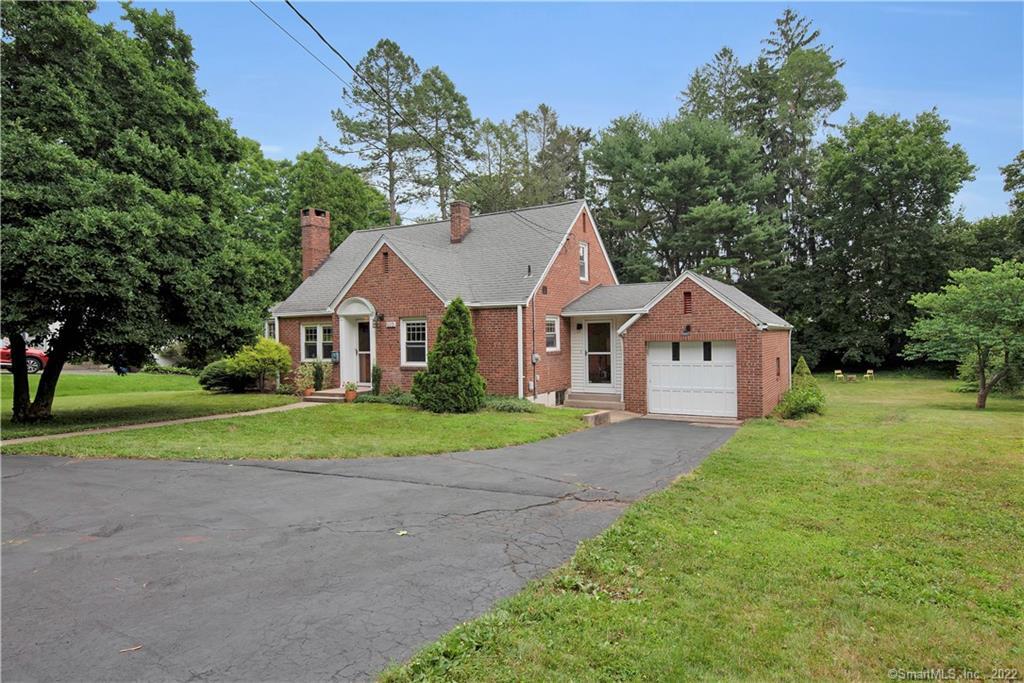 Property Photo:  510 Lincoln Street  CT 06052 
