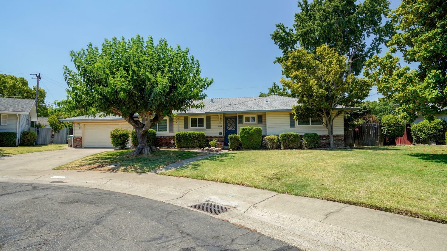 Property Photo:  1150 Park Circle  CA 95691 