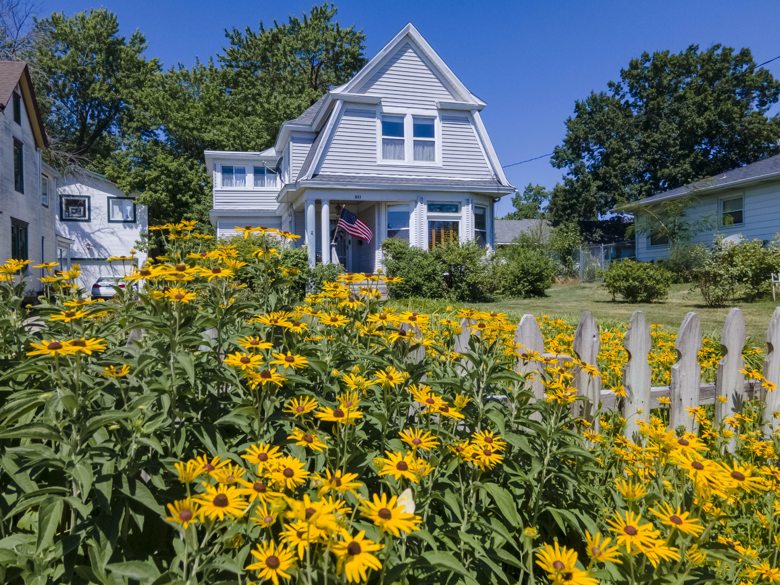 Property Photo:  511 Jefferson St  MO 65251 