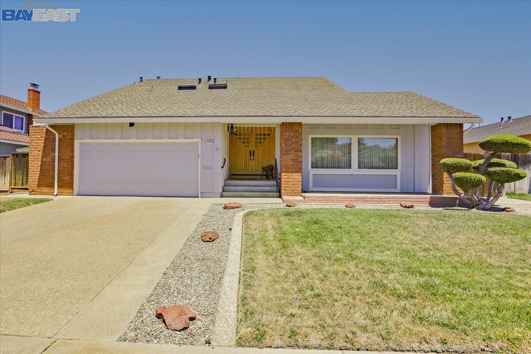Property Photo: 35242 Wycombe Pl CA 94560