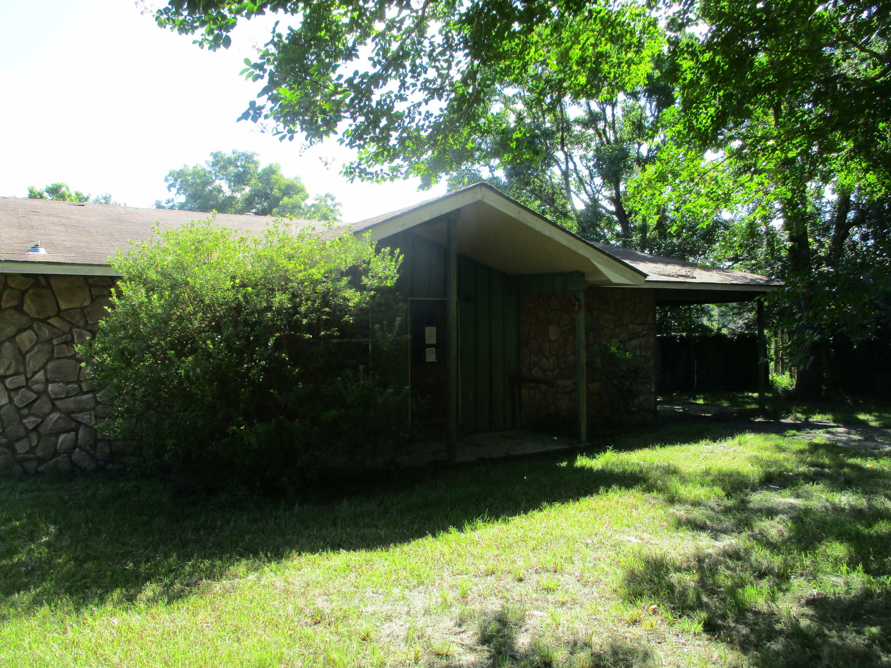 Property Photo:  18 Gardner Rd.  MS 39443 