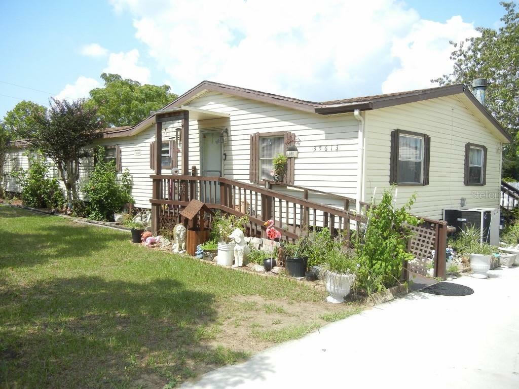 Property Photo:  35613 Shelley Drive  FL 34788 