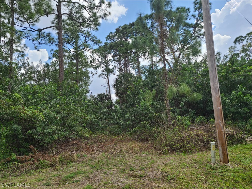 Property Photo:  3105 19th Street W  FL 33971 