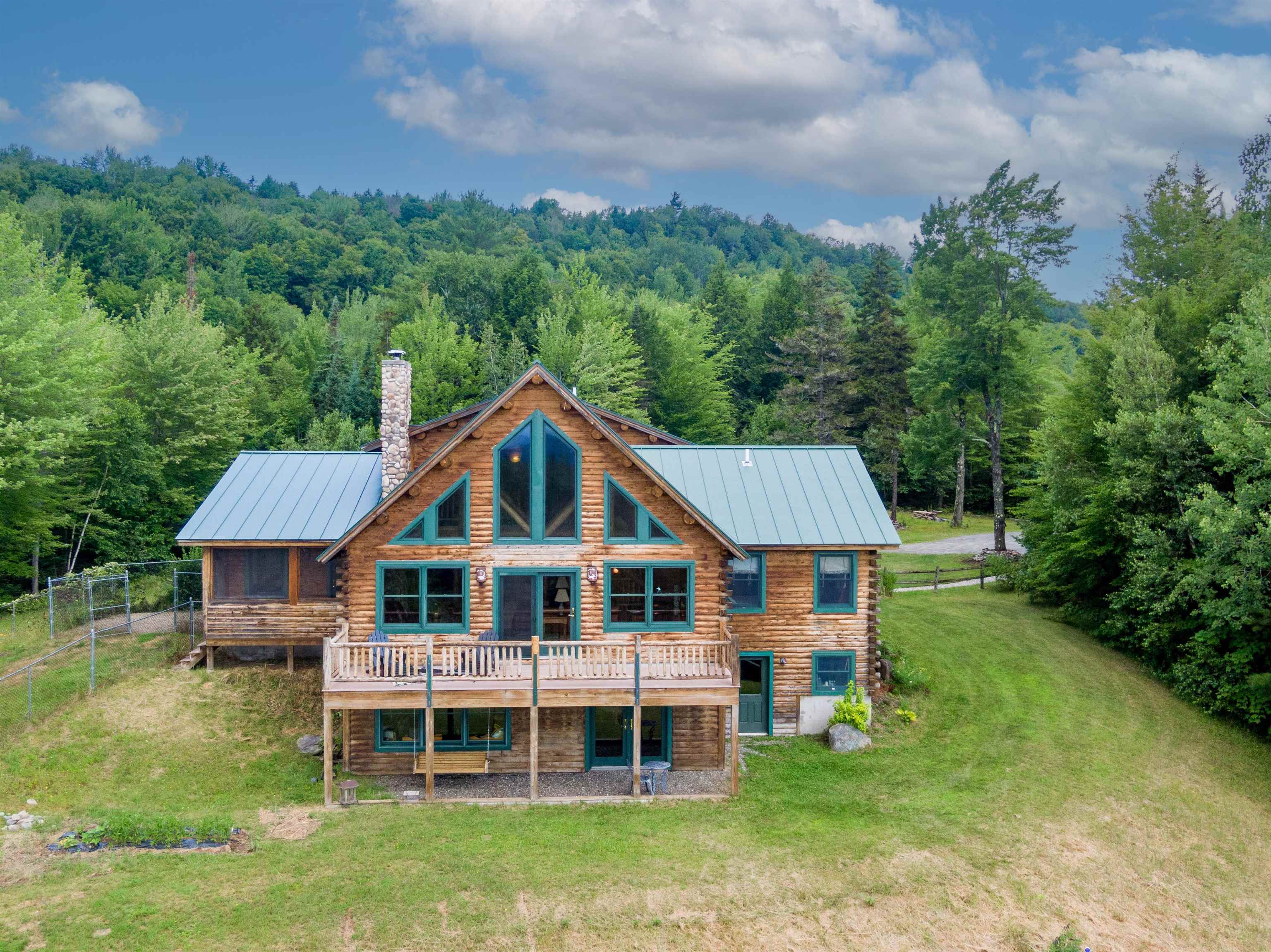 Property Photo:  174 Red Tree Lane  VT 05661 