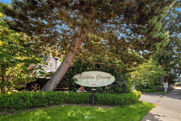 Property Photo: 5809 Highway Place B302 WA 98203