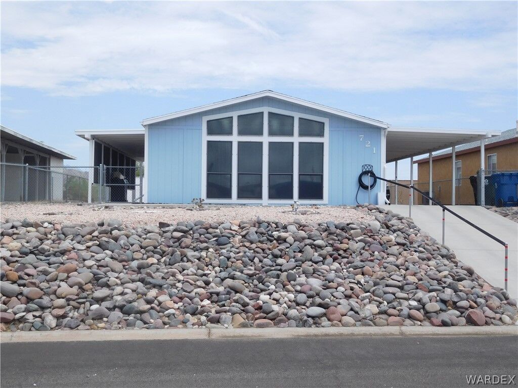 Property Photo:  721 Holly Street  AZ 86442 