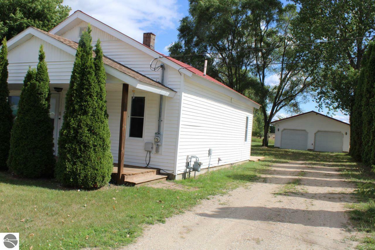 Property Photo:  616 E Elder Road  MI 49659 