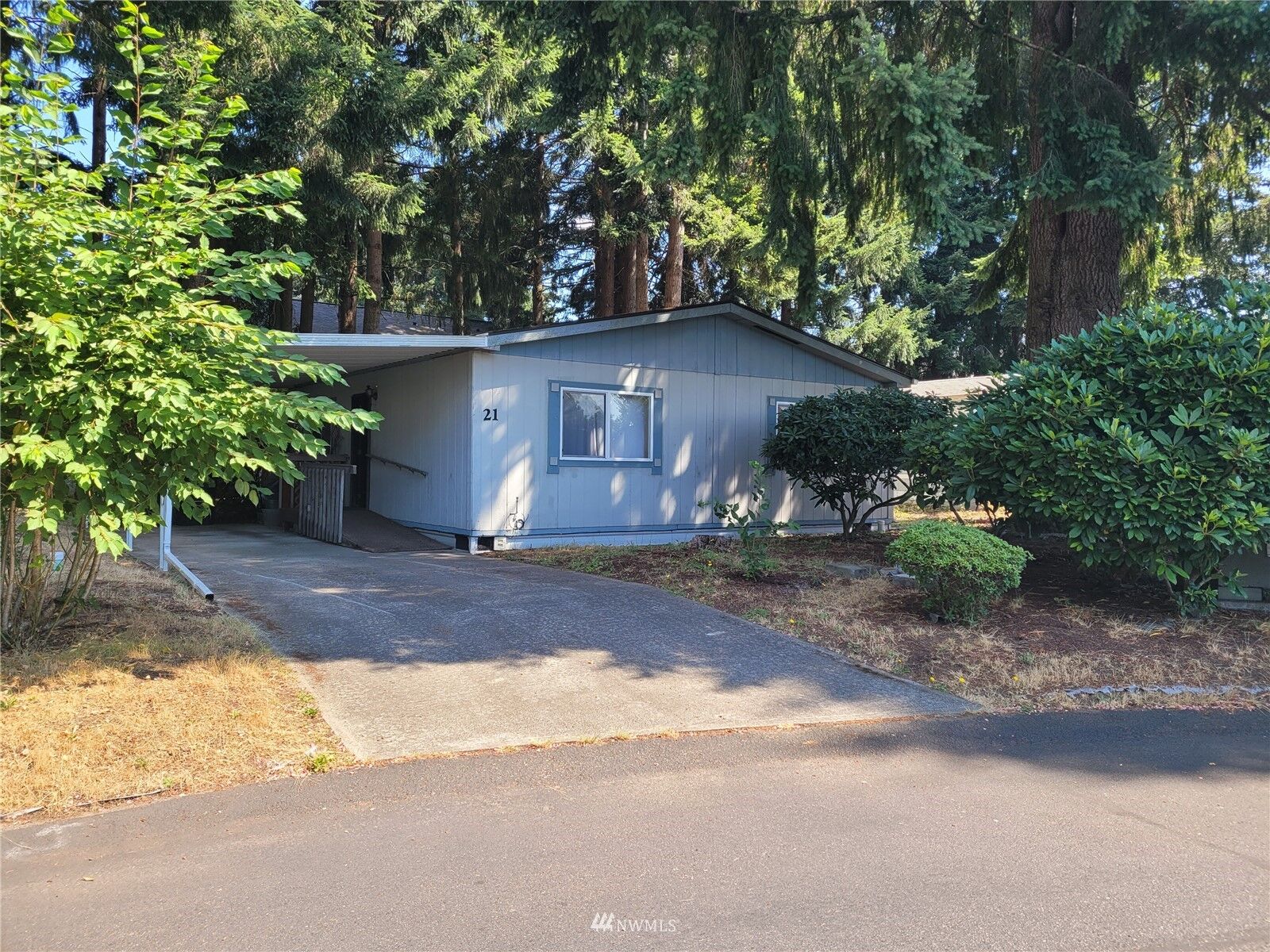 Property Photo:  5250 College Street SE 21  WA 98503 