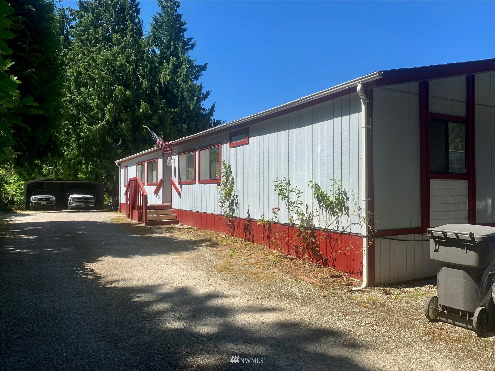 Property Photo: 12419 Military Road S WA 98168