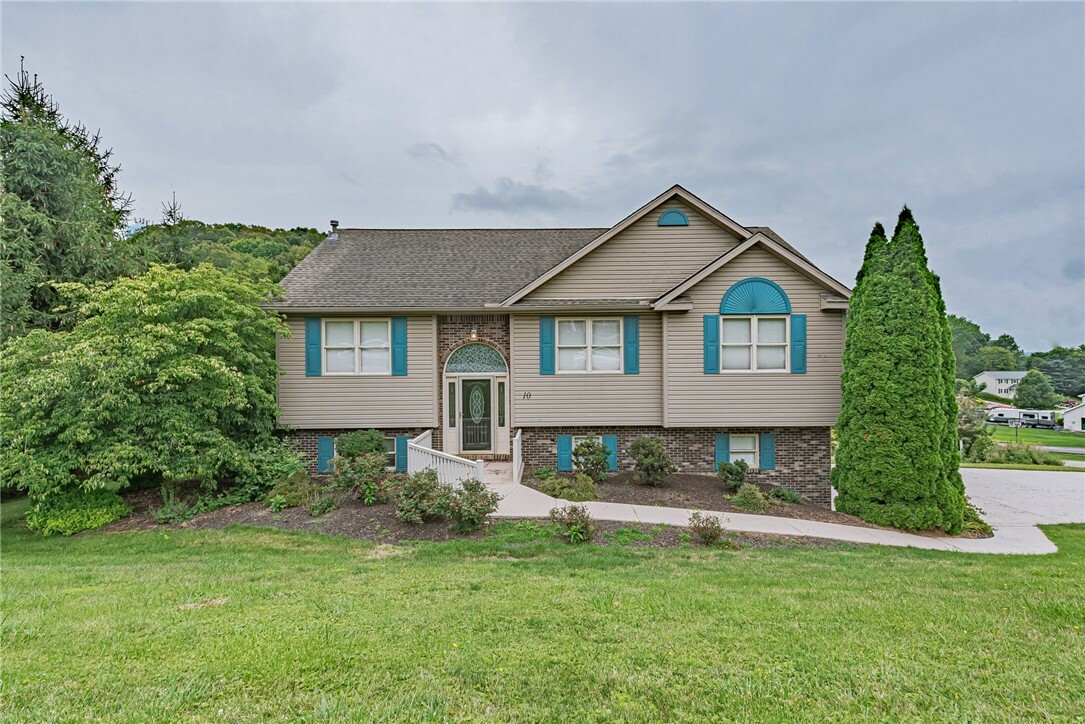 Property Photo: 10 Moreland Avenue PA 15601