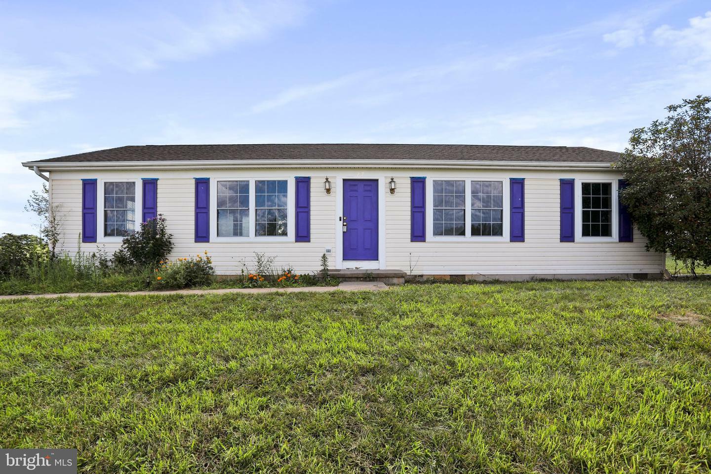 Property Photo:  77 Robelei Drive  WV 25438 