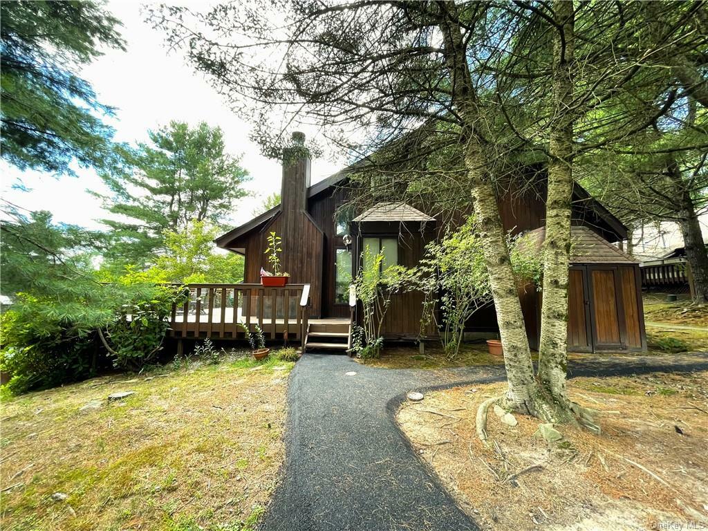 Property Photo: 34 Lakeview Terrace NY 12701