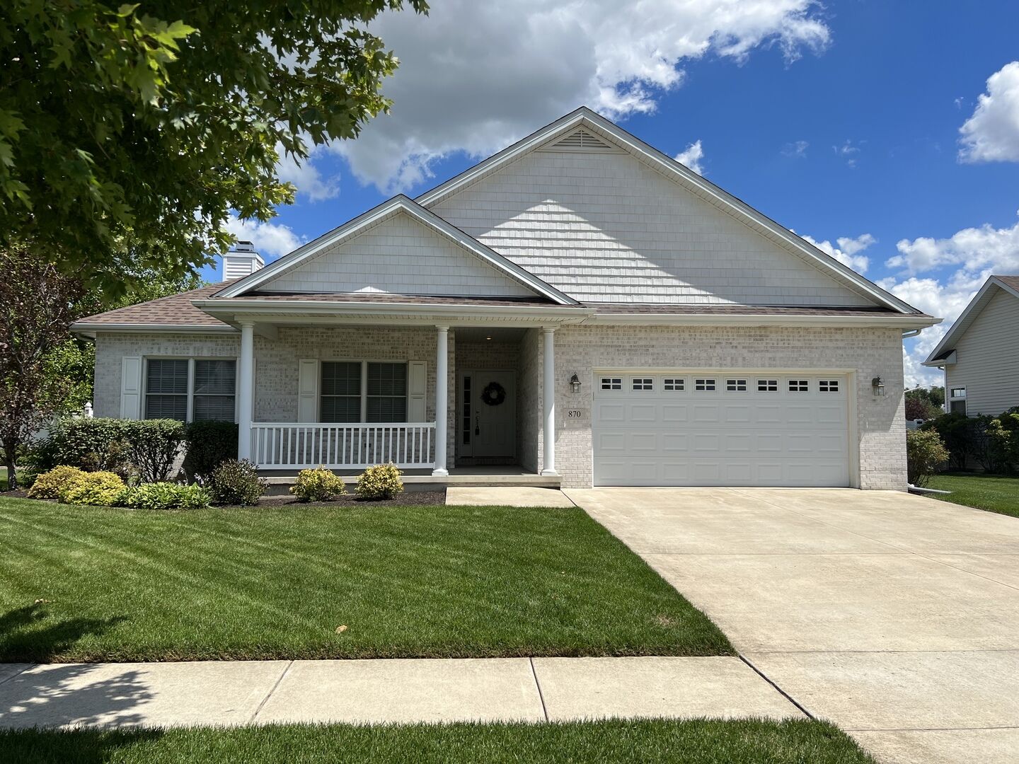 Property Photo:  870 Edgemere Drive  IL 60914