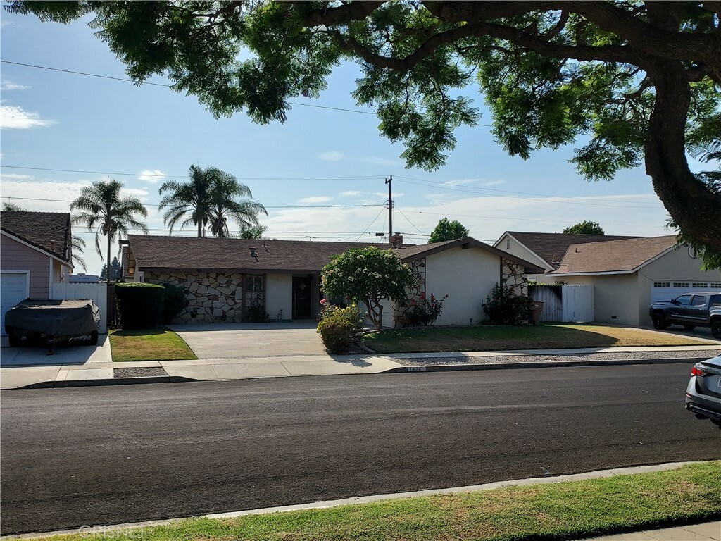 Property Photo:  1491 Wolverton Avenue  CA 93010 