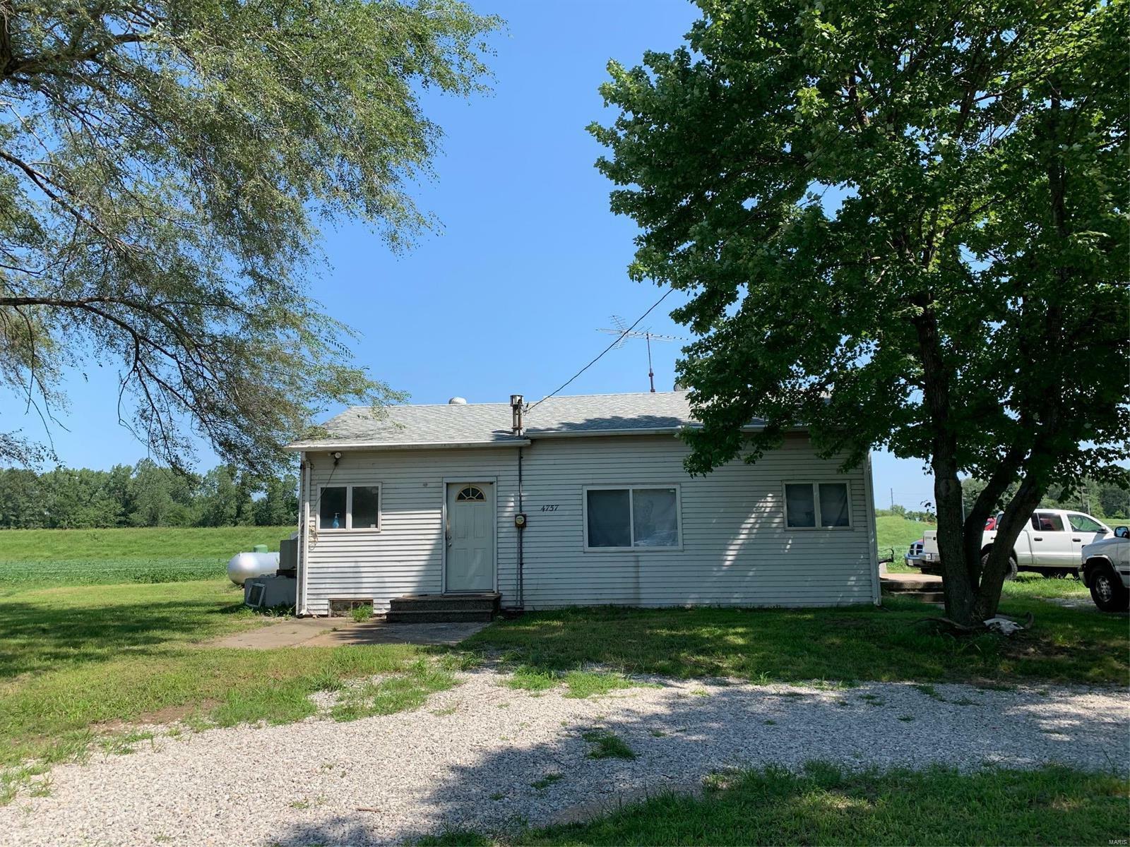 Property Photo:  4757 New Poag Road  IL 62025 