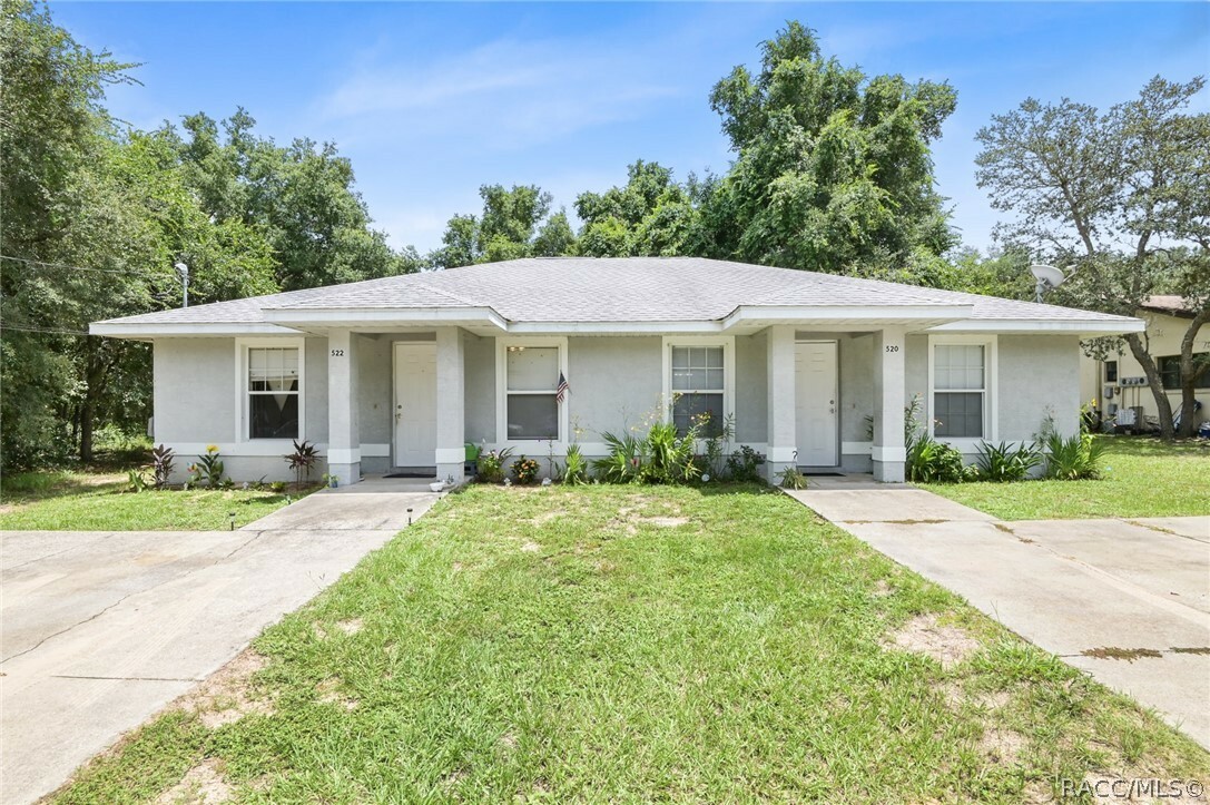 Property Photo:  520 &Amp 522 Long Avenue  FL 34453 