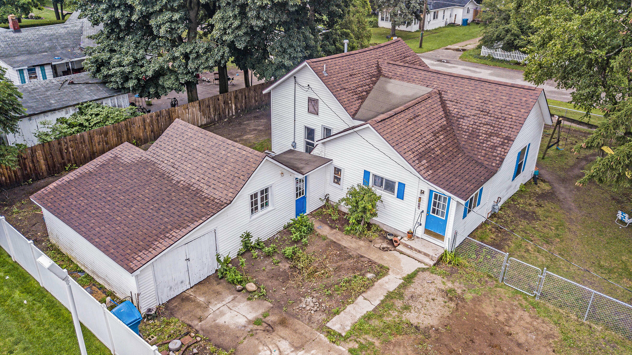 Property Photo:  185 S Lake Street  MI 49327 