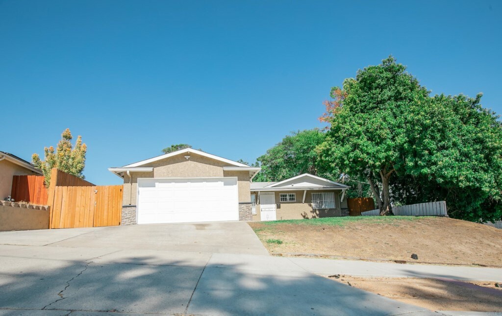 Property Photo:  1033 Woodhaven Drive  CA 91977 