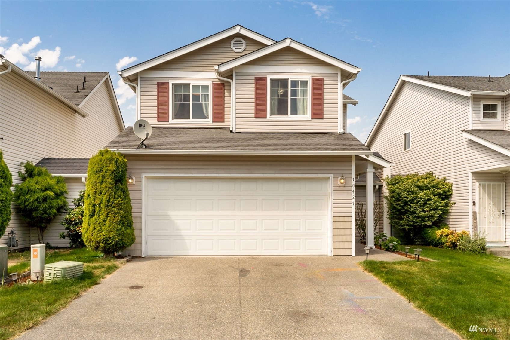 Property Photo: 10427 197th Street Ct E WA 98338