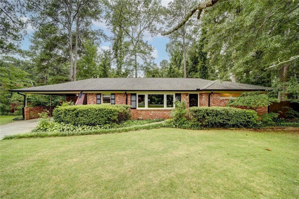 Property Photo:  2056 Pawnee Drive SE  GA 30067 