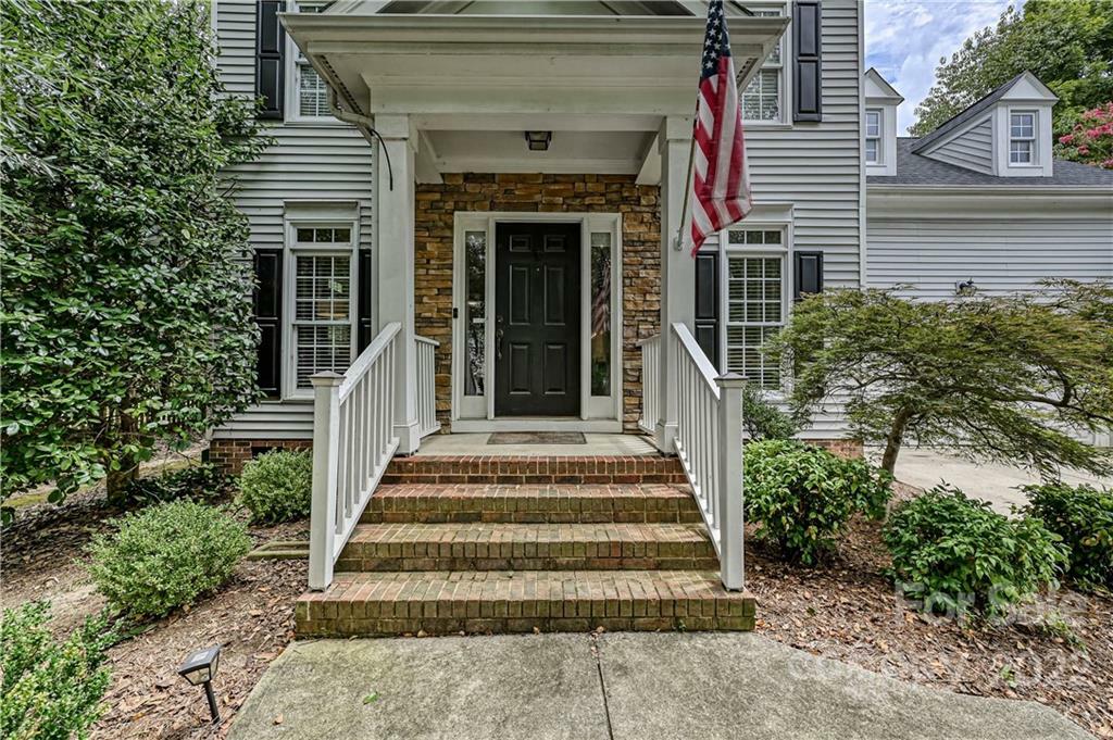 Property Photo:  6734 Red Maple Drive  NC 28277 