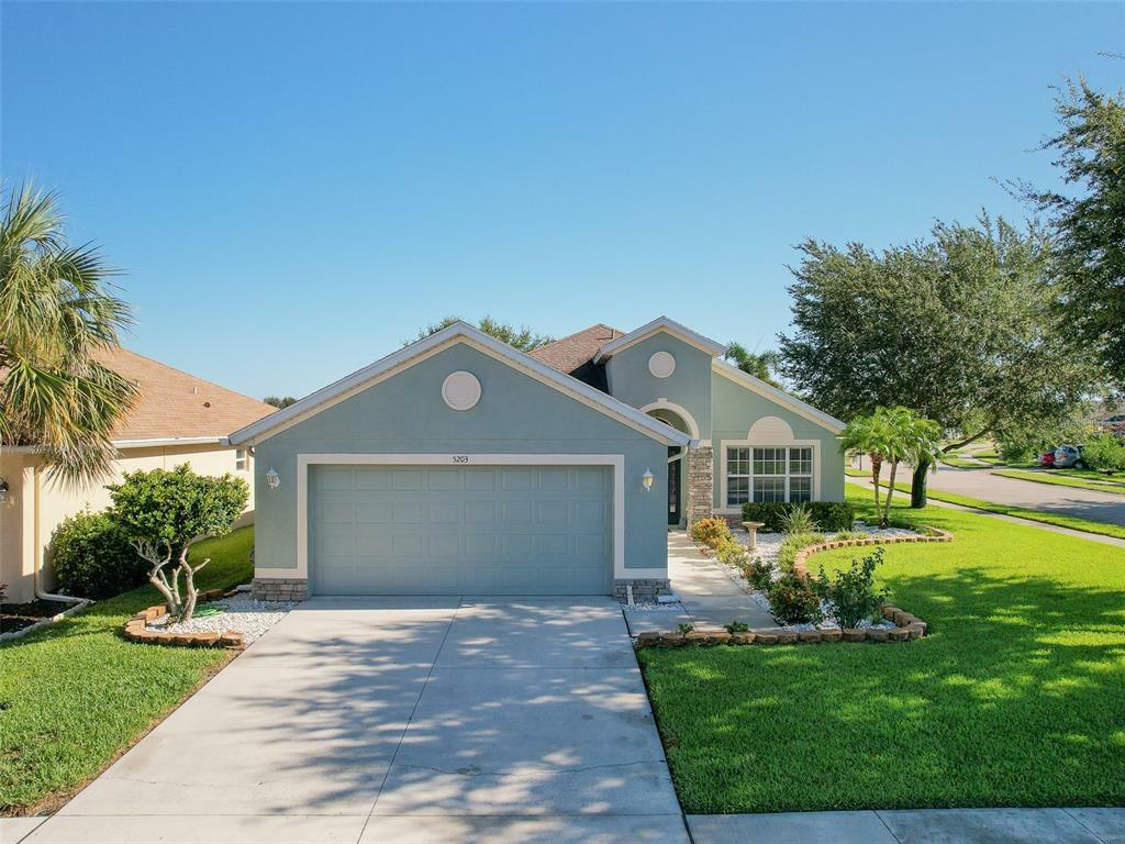 Property Photo:  5203 Layton Drive  FL 34293 