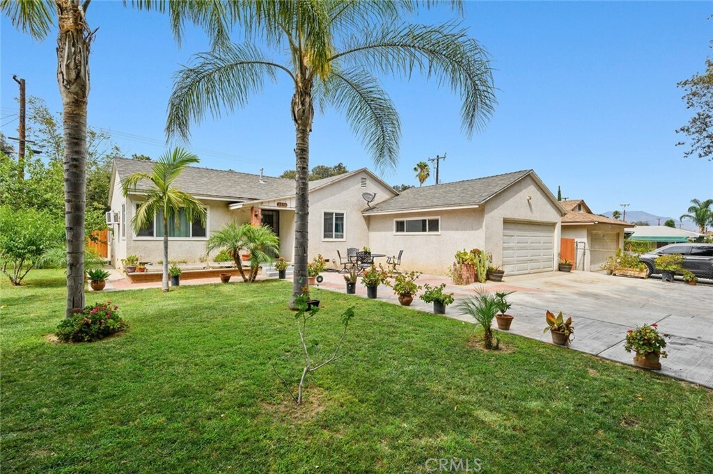 Property Photo:  1578 W Evans Street  CA 92411 