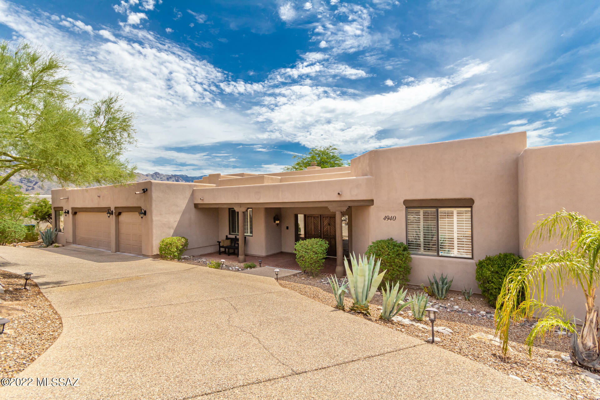 Property Photo:  4940 N Summit Ridge Road  AZ 85750 