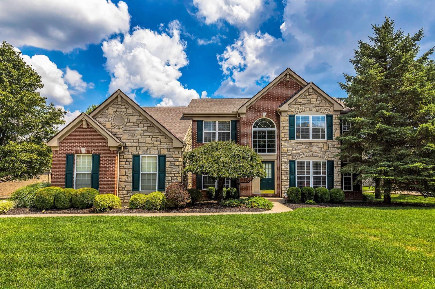 Property Photo: 516 Forest Edge Dr OH 45065