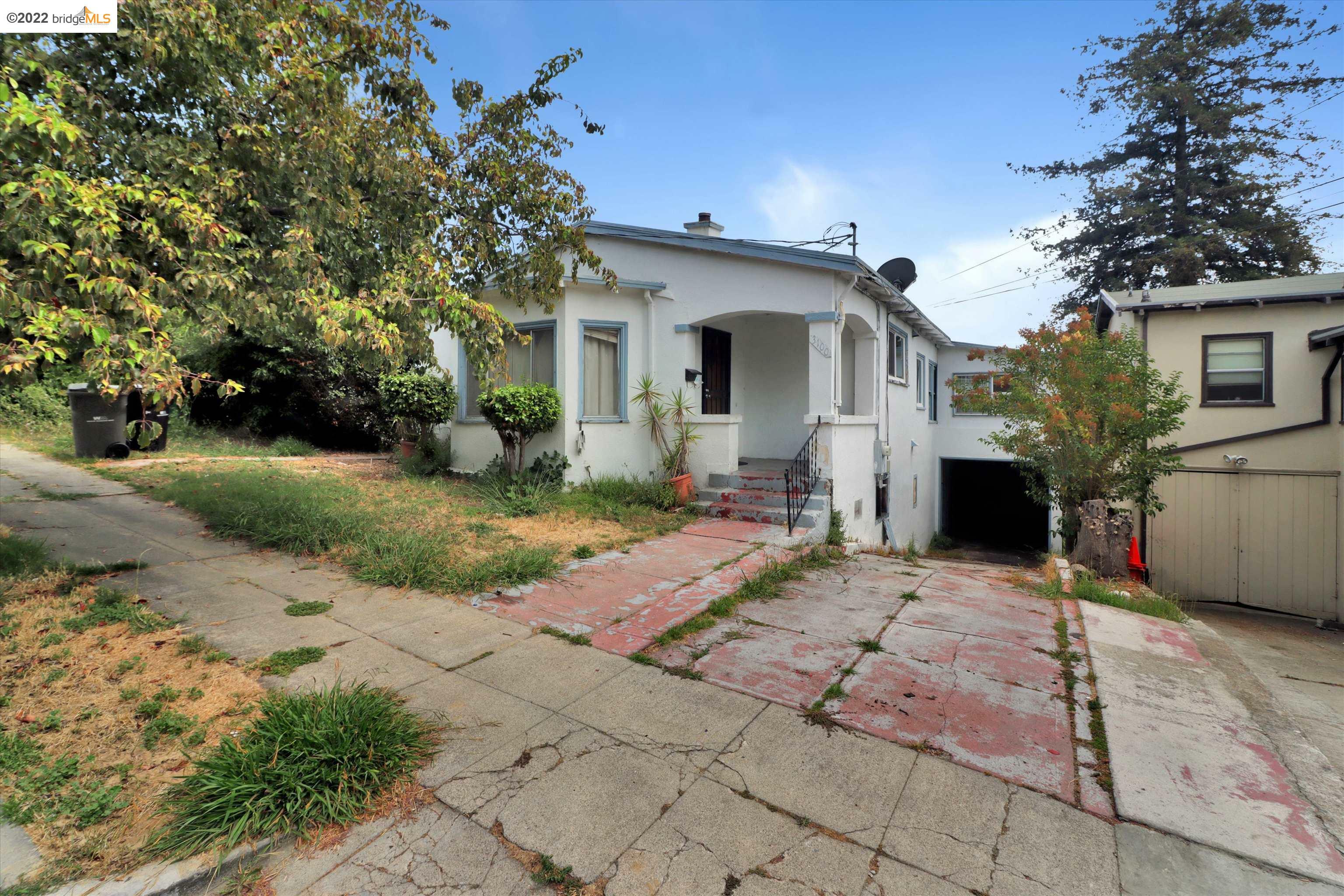 Property Photo:  3100 Monticello Ave  CA 94619 