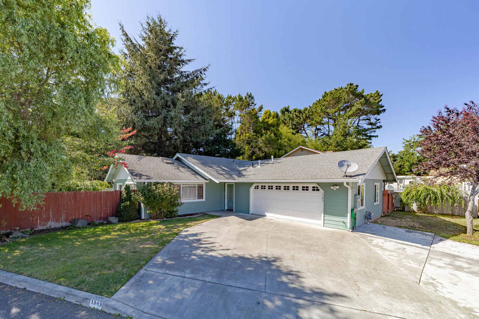 Property Photo: 1343 Otis Ray Lane CA 95519