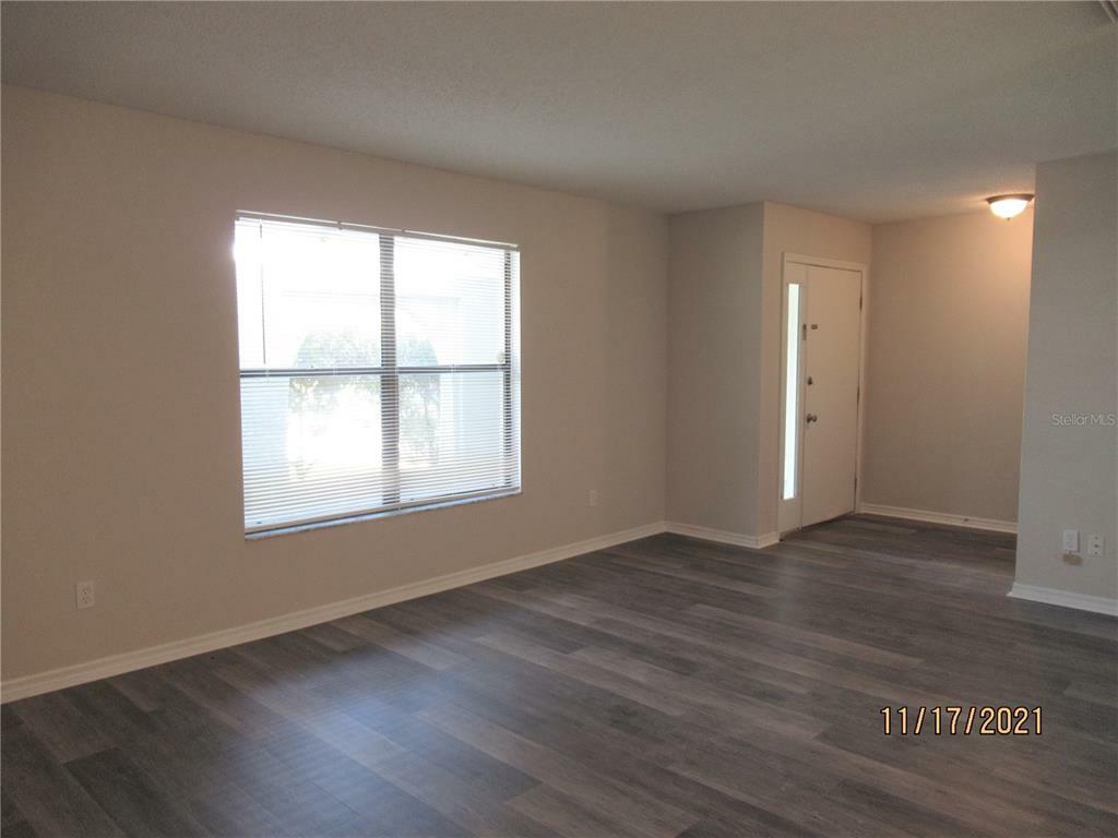 Property Photo: 631 Sandy Creek Drive FL 33511