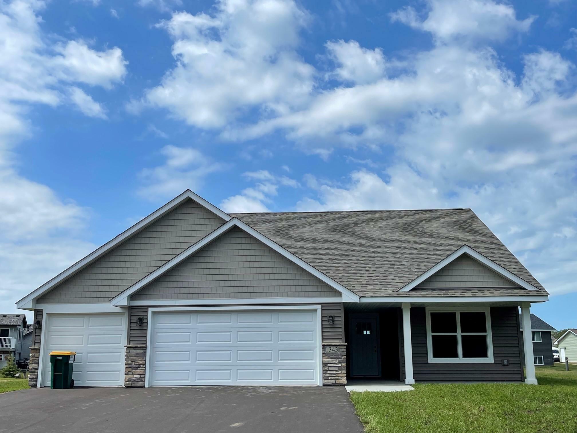 Property Photo:  1343 Creekwood Drive  WI 54017 