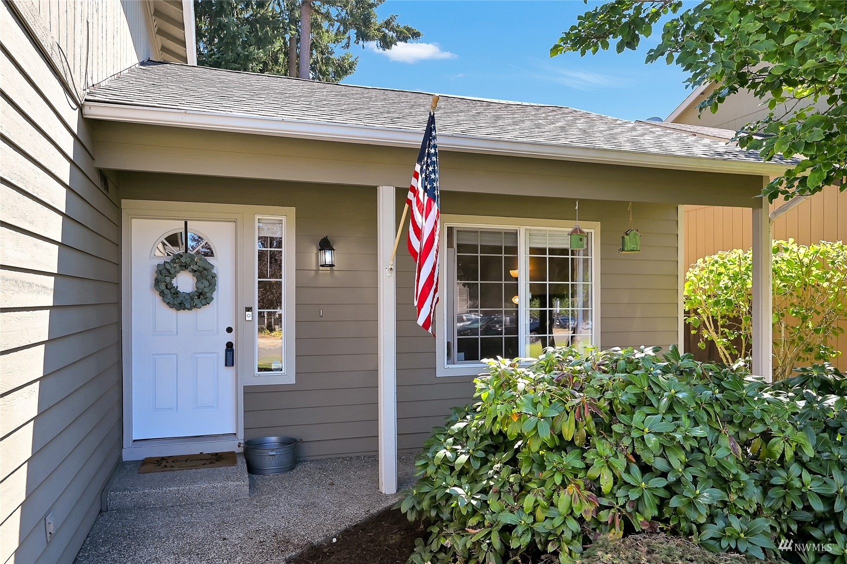 Property Photo: 12817 121st Avenue E WA 98374