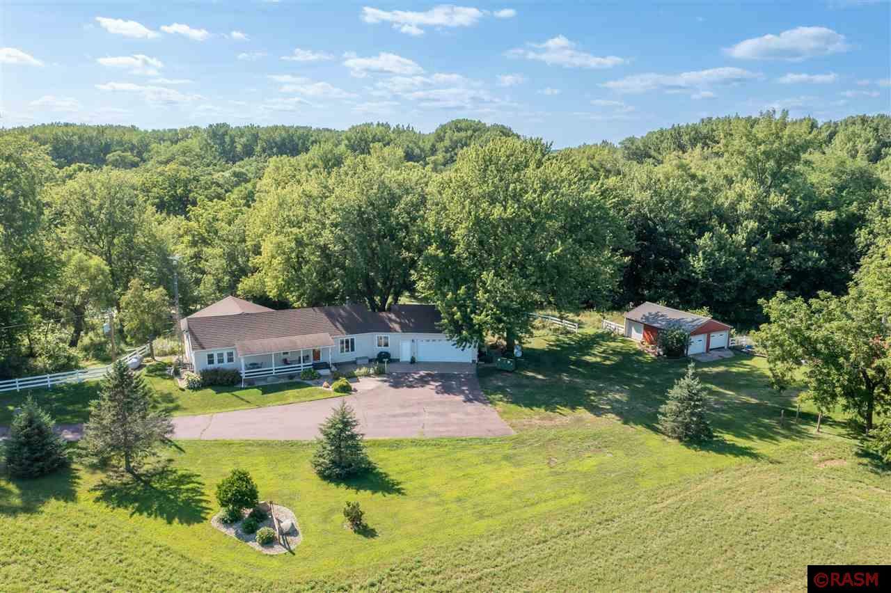 Property Photo: 81646 305th Street MN 56062