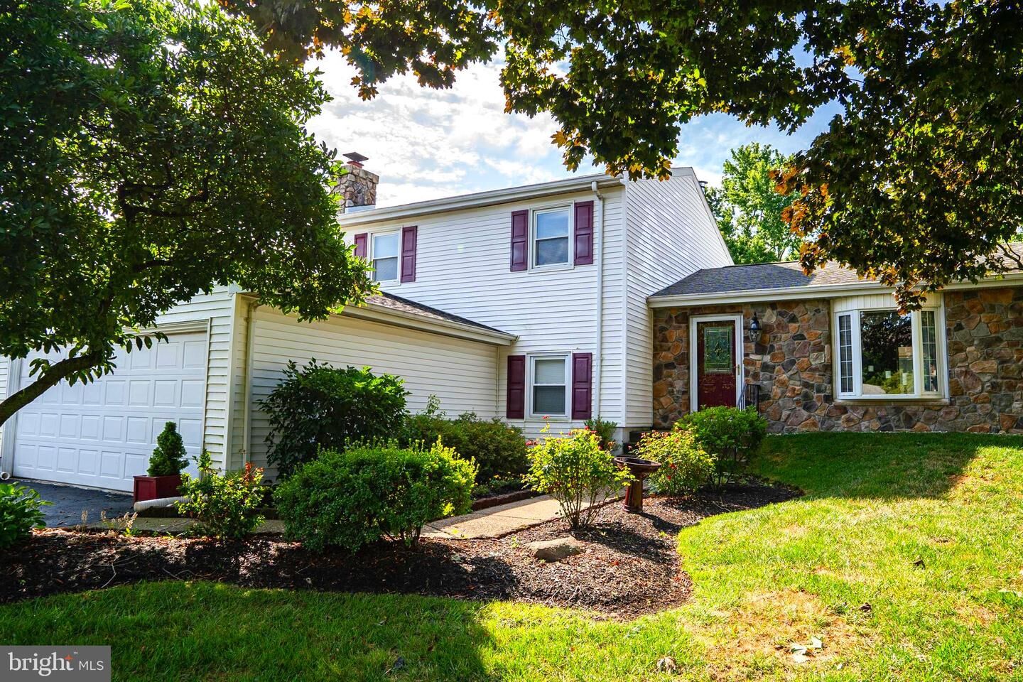 Property Photo:  418 Union Street  PA 18940 