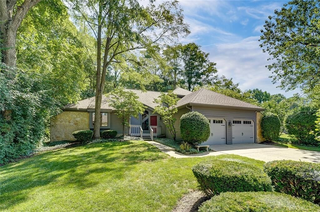 Property Photo: 759 Kentshire Drive OH 45459