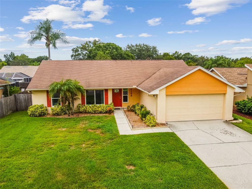 Property Photo:  5103 Pennsbury Drive  FL 33624 