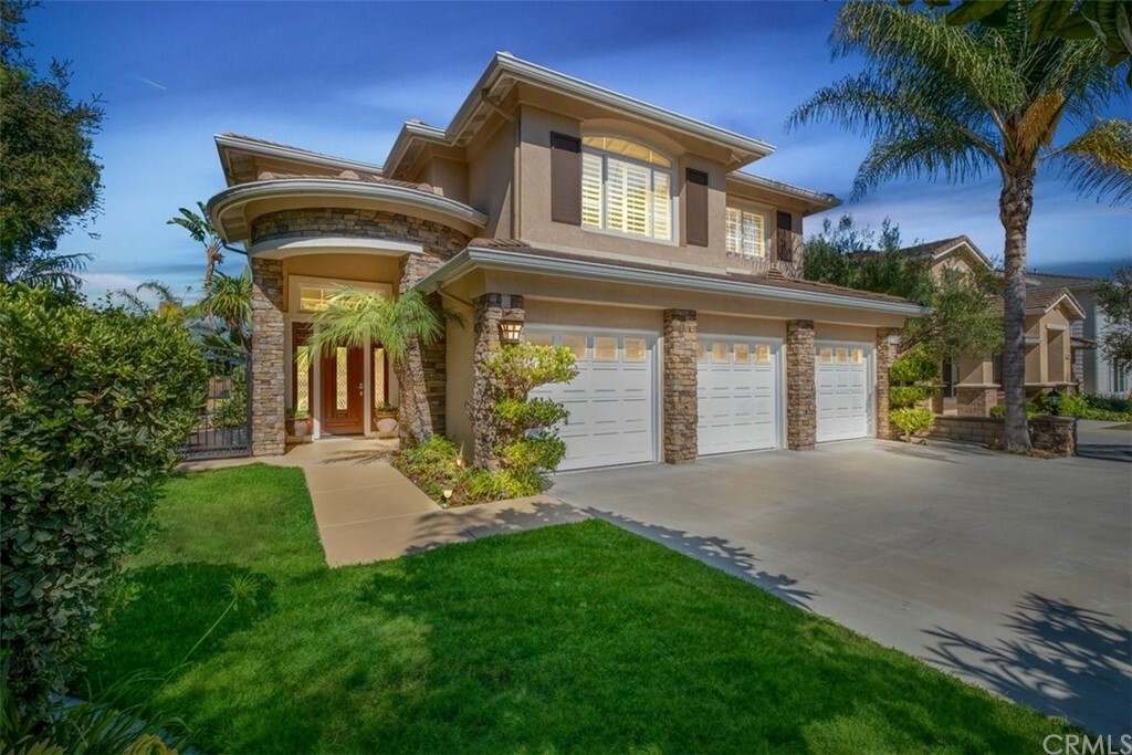 Property Photo:  23682 Marin Way  CA 92677 