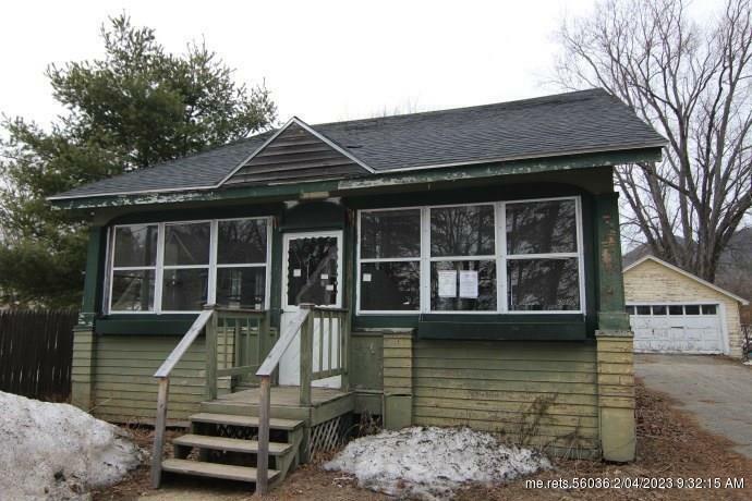 Property Photo:  30 Highland Avenue  ME 04224 