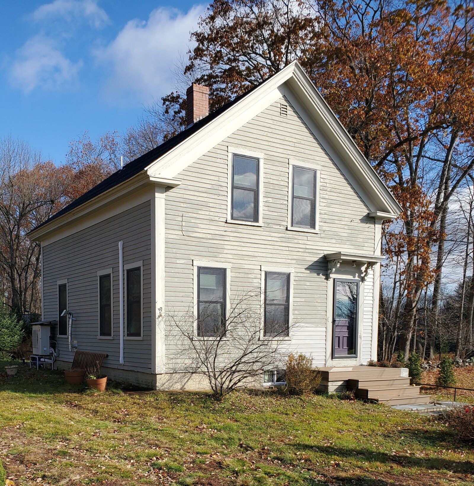 Property Photo:  9 Berry Street  ME 03901 