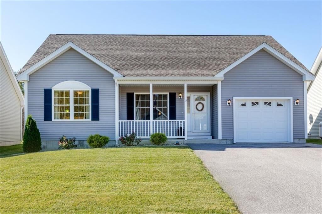 Property Photo:  15 Poland Place 15  ME 04274 